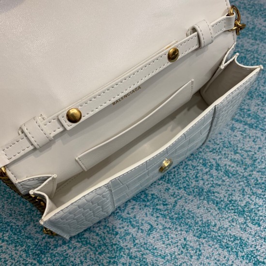 BALENCIAGA HOURGLASS WALLET ON CHAIN BOX IN  Size: 23x14x5.8CM