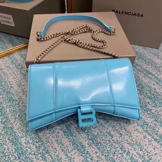 BALENCIAGA HOURGLASS WALLET ON CHAIN BOX IN  Size: 23x14x5.8CM