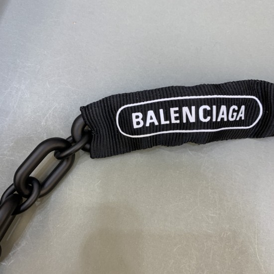 BALENCIAGA DOWNTOWN SHOULDER BAG SIZE：29*9.5*17cm