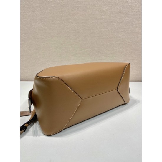 Medium brushed leather Prada Supernova handbag Size:31x16x13.5cm