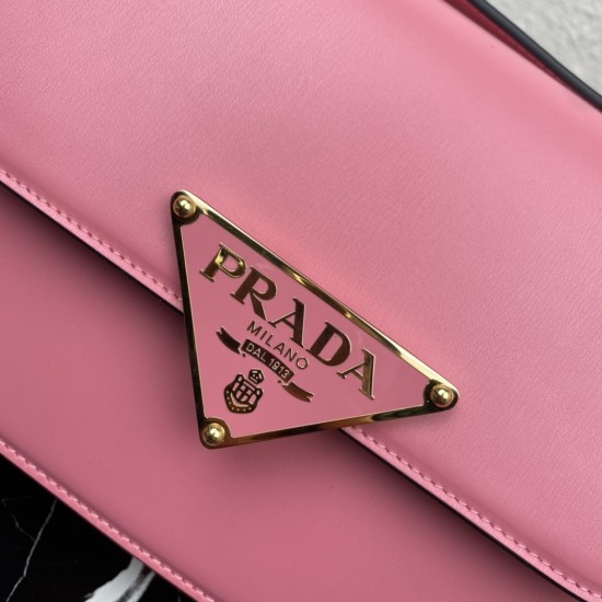 Prada Emblème Saffiano shoulder bag Size:22x16x6CM