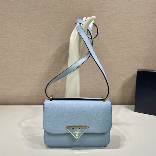 Prada Emblème Saffiano shoulder bag Size:22x16x6CM