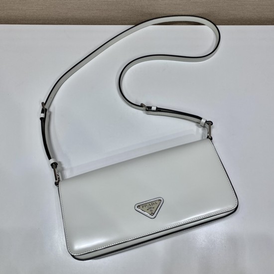 Brushed leather Prada Femme bag  Size:26x12x4.8cm