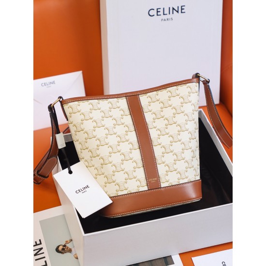 CELINE BUCKET IN TRIOMPHE CANVAS AND CALFSKIN