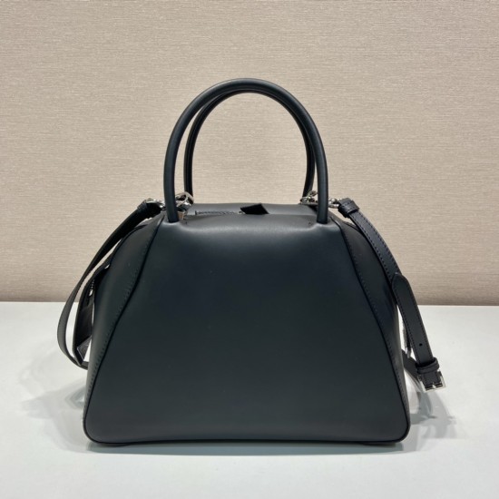 Small brushed leather Prada Supernova handbag Size：25.5x18x13.5cm