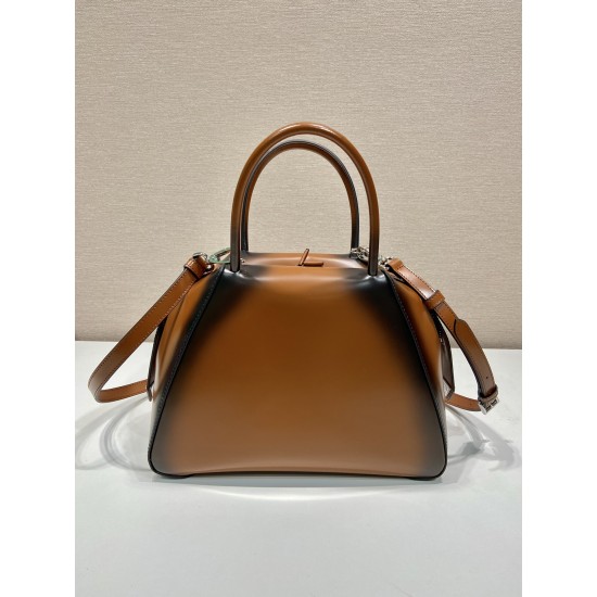 Small brushed leather Prada Supernova handbag Size：25.5x18x13.5cm