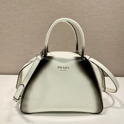 Small brushed leather Prada Supernova handbag Size：25.5x18x13.5cm