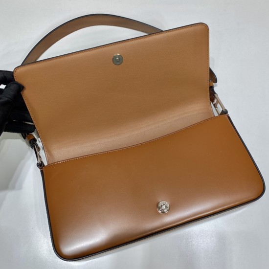 Brushed leather Prada Femme bag  Size:26x12x4.8cm