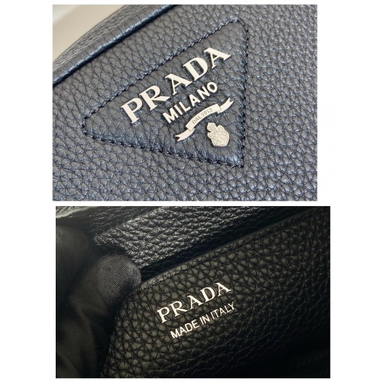 Prada Small leather bag Size:19x12x6cm