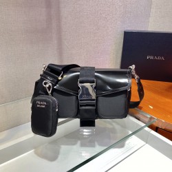 Prada Pocket nylon and brushed leather bag Size:23x12.5x5.5cm