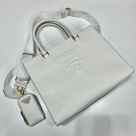 Prada Medium Saffiano leather handbag  Size:28x22x9cm