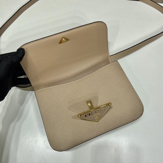 Prada Emblème Saffiano shoulder bag Size:22x16x6CM