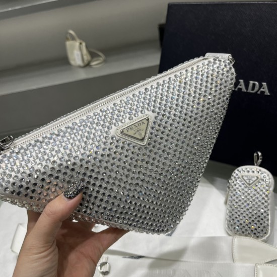 PRADA TRIANGLE CRYSTAL SHOULDER BAG SIZE:20X27.5X20cm