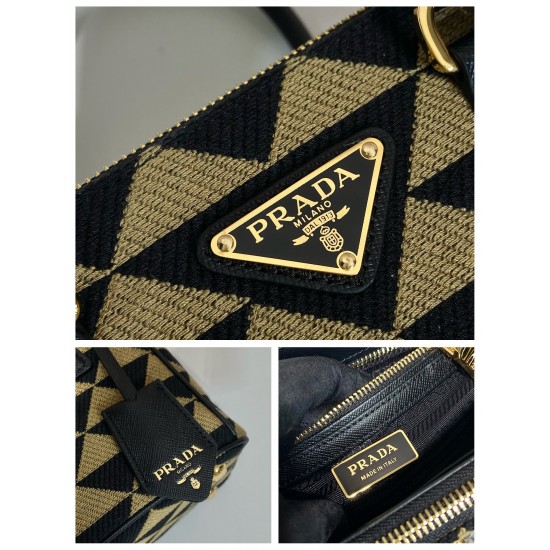 Prada Galleria Saffiano Mini-bag  Size: 20x15x9.5cm