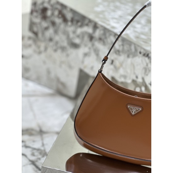 Prada Cleo brushed leather shoulder bag  Size: 26.5x15x4CM