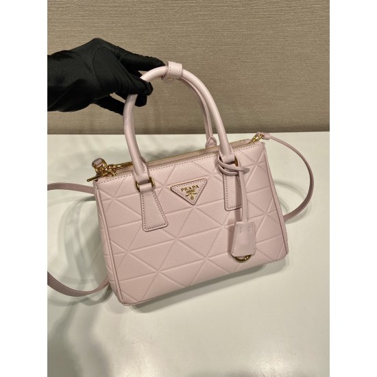 Small Prada Galleria Saffiano leather bag  Size: 24.5x16.5x11cm