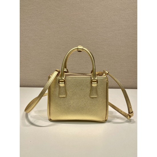 Prada Galleria Saffiano Mini-bag  Size: 20x15x9.5cm