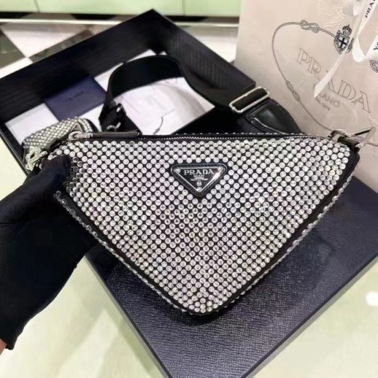 Prada Triangle Crystal shoulder bag  Size: 26x14x12cm