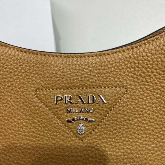 Prada Large Leather hobo bag  Size: 30x28x12CM