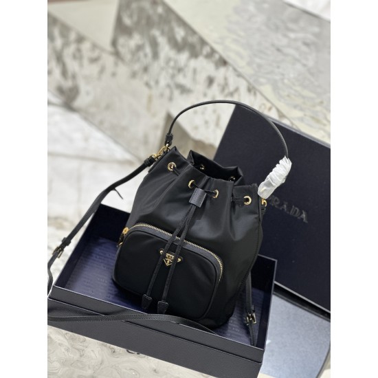 Prada Duet Re-Nylon Bucket shoulder bag