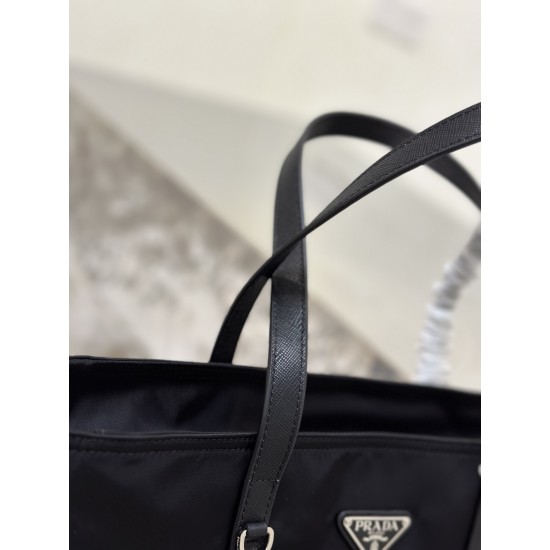 Prada Re-Nylon tote bag