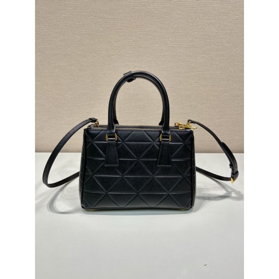 Small Prada Galleria Saffiano leather bag  Size: 24.5x16.5x11cm