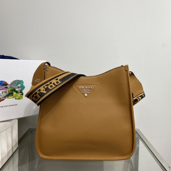 Prada Large Leather hobo bag  Size: 30x28x12CM