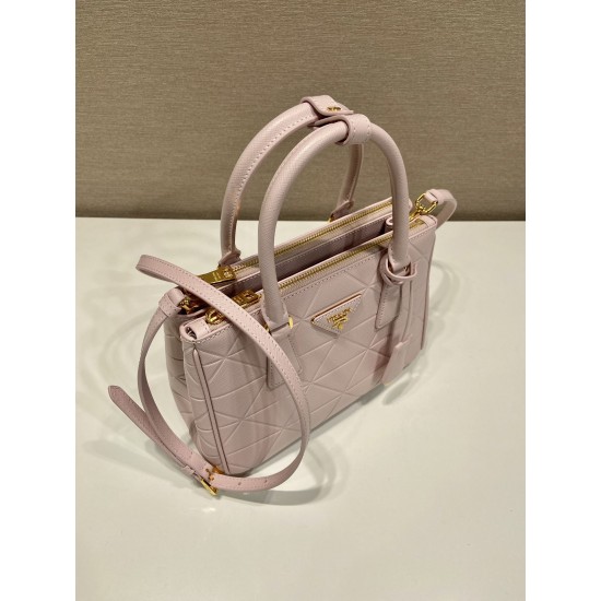 Small Prada Galleria Saffiano leather bag  Size: 24.5x16.5x11cm