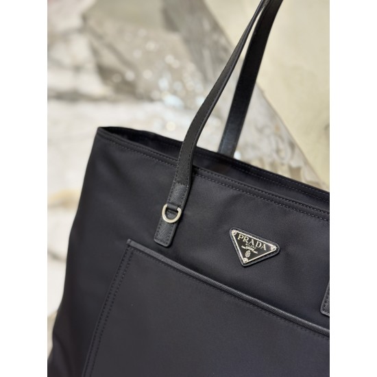 Prada Re-Nylon tote bag