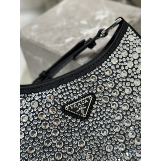 Prada Cleo satin bag with crystals Size: 22x18.5x4.5CM