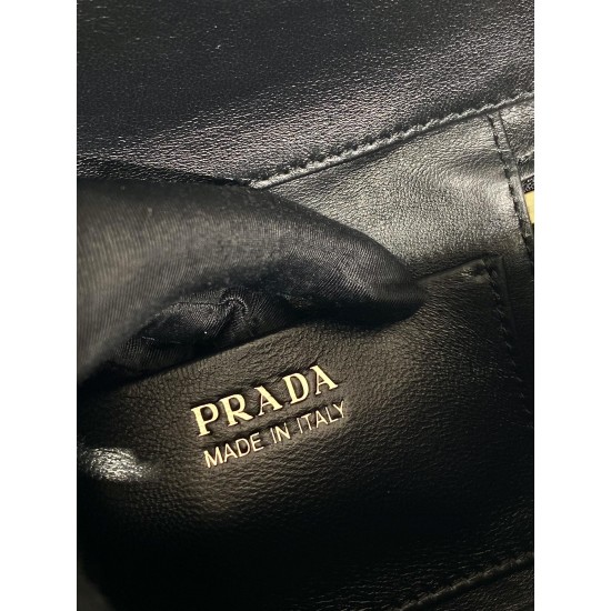 Prada Leather mini-bag  Size: 18x11.5x7.5cm