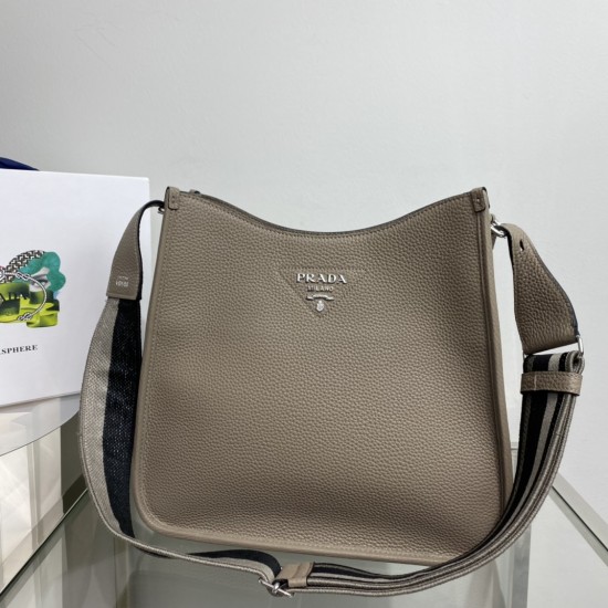 Prada Large Leather hobo bag  Size: 30x28x12CM