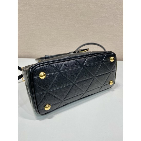 Small Prada Galleria Saffiano leather bag  Size: 24.5x16.5x11cm