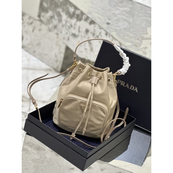 Prada Duet Re-Nylon Bucket shoulder bag