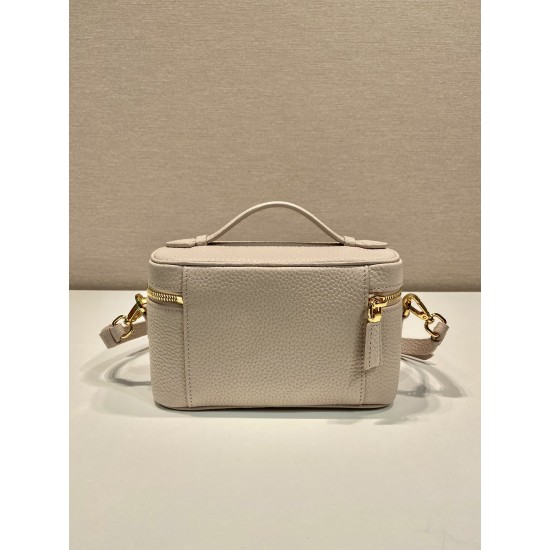 Prada Leather mini-bag  Size: 18x11.5x7.5cm