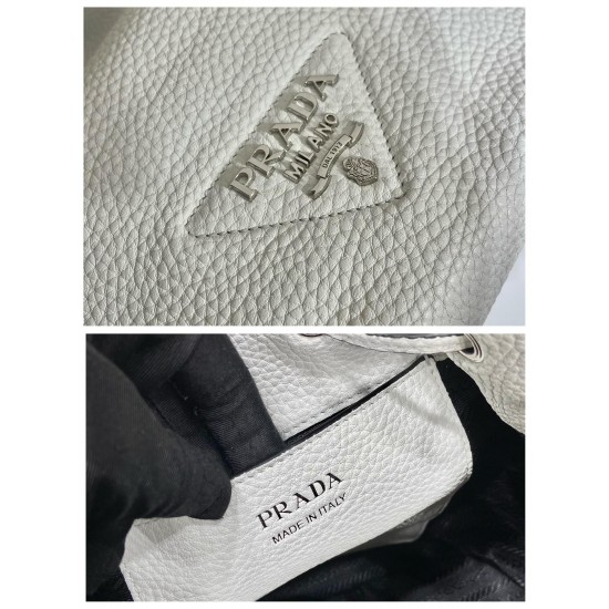 Prada Leather bucket bag  Size: 20x25x14CM