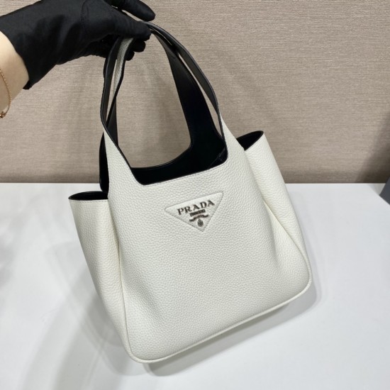 Prada Leather tote  Size: 25x21.5x14CM