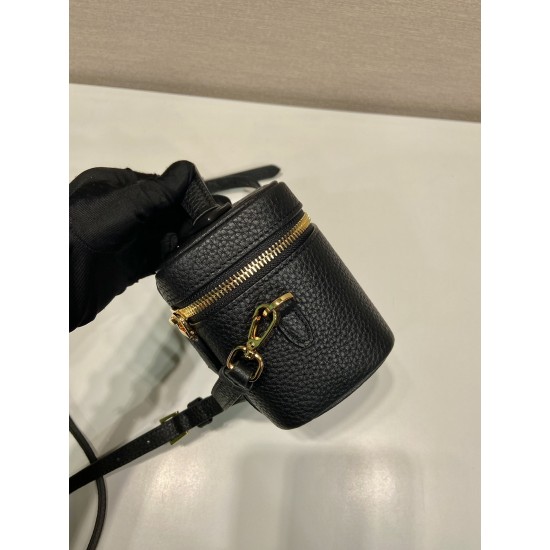 Prada Leather mini-bag  Size: 18x11.5x7.5cm