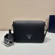 Prada Leather shoulder bag Size: 23x18x9CM