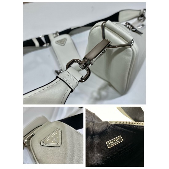 Prada Triangle leather shoulder bag  Size: 26x14x12cm