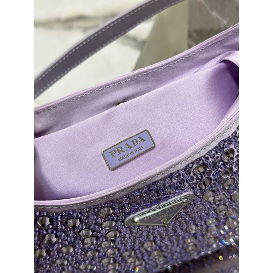 Prada Cleo satin bag with crystals Size: 22x18.5x4.5CM