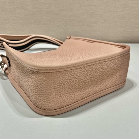 Prada Leather mini shoulder bag Size: 19x20x6CM