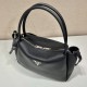 Prada Large leather handbag  Size: 32x26x13CM