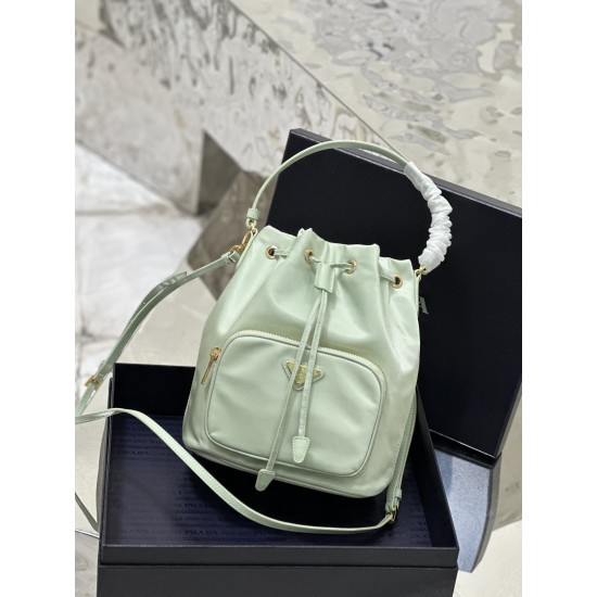 Prada Duet Re-Nylon Bucket shoulder bag