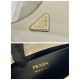 Prada Leather shoulder bag Size: 26x17x4.5CM