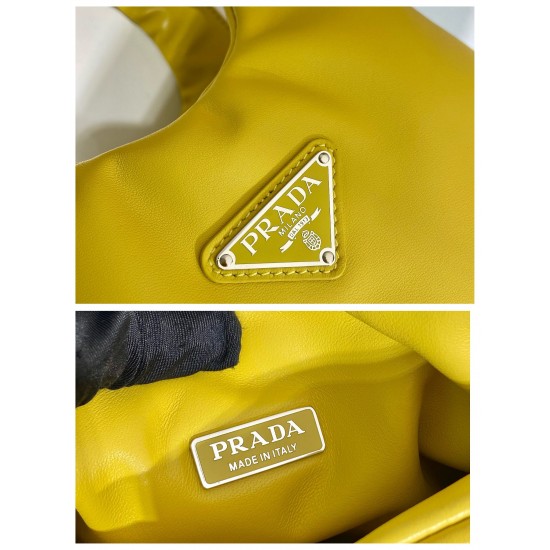 Prada Medium padded Prada Soft nappa leather bag Size: 30x26x17CM