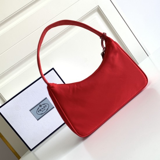 Re-Nylon Prada Re-Edition 2000 mini-bag  Size: 22x17x6CM