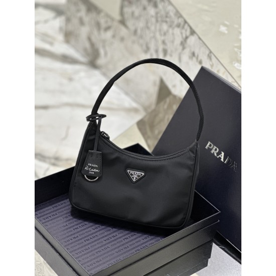 Re-Nylon Prada Re-Edition 2000 mini-bag  Size: 22x17x6CM