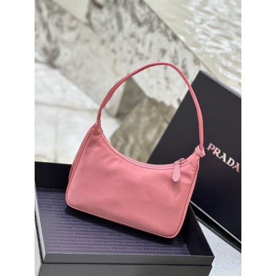 Re-Nylon Prada Re-Edition 2000 mini-bag  Size: 22x17x6CM