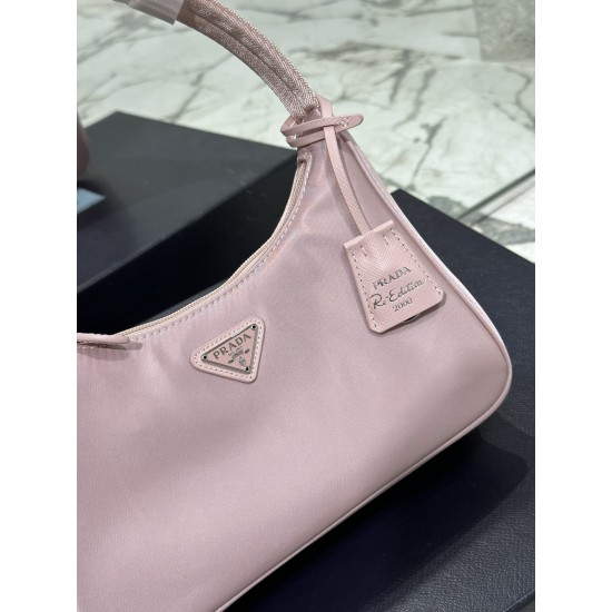 Re-Nylon Prada Re-Edition 2000 mini-bag  Size: 22x17x6CM